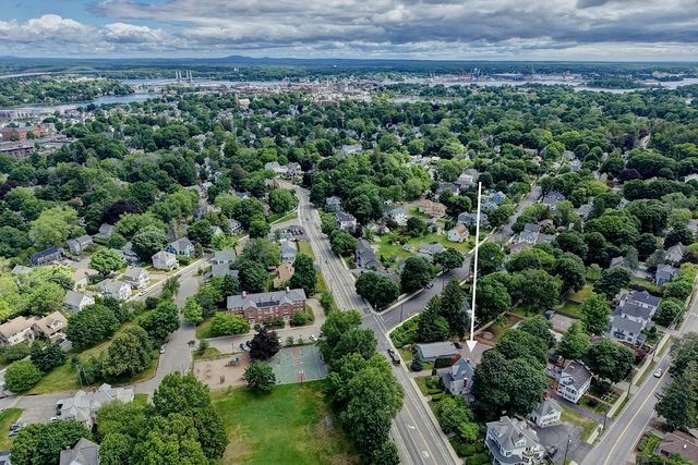 151 Lafayette Rd Apt 1, Portsmouth, NH 03801