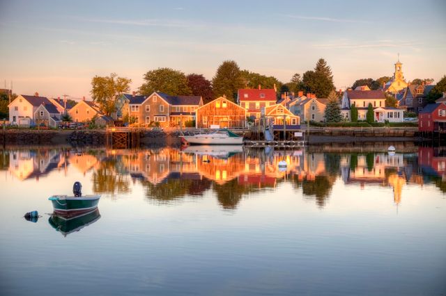 151 Lafayette Rd Apt 1, Portsmouth, NH 03801