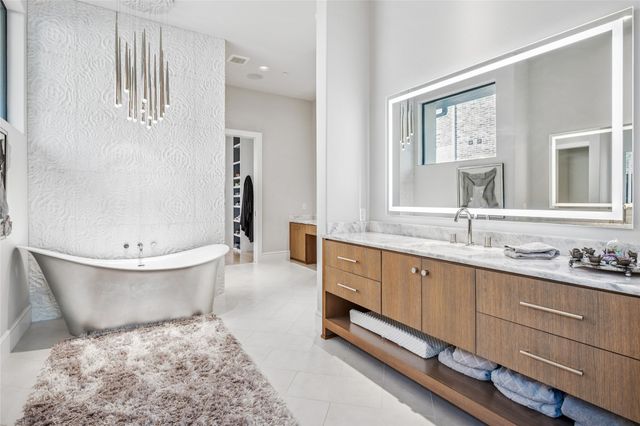 6307 Lavendale Avenue, Dallas, TX 75230