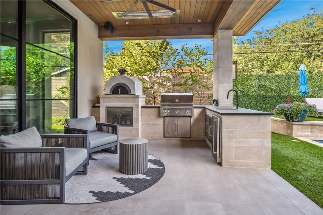 6307 Lavendale Avenue, Dallas, TX 75230