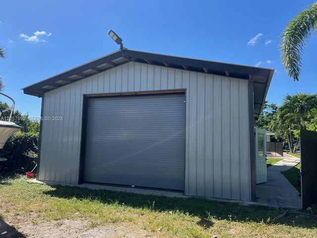 18391 SW 204th Street, Miami, FL 33187