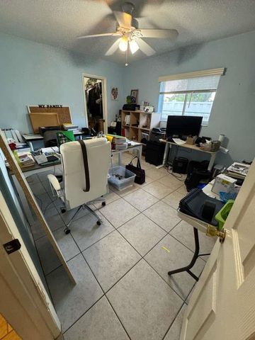 1726 NW 82nd Ave, Coral Springs, FL 33071