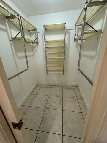 1726 NW 82nd Ave, Coral Springs, FL 33071