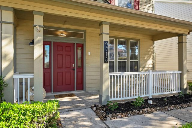 9718 Coyote Creek Drive, Houston, TX 77095