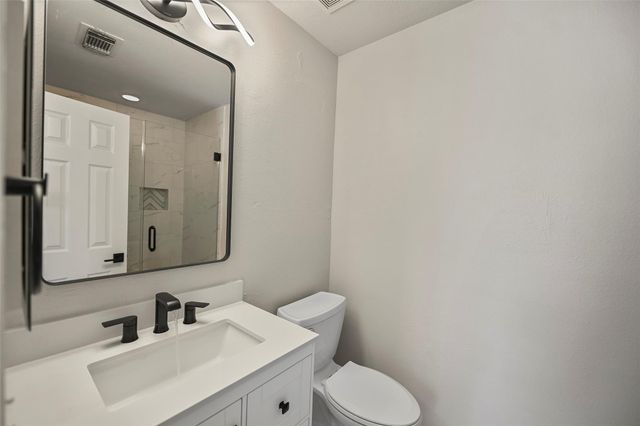 9718 Coyote Creek Drive, Houston, TX 77095