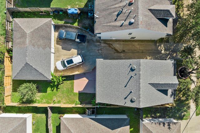 9718 Coyote Creek Drive, Houston, TX 77095