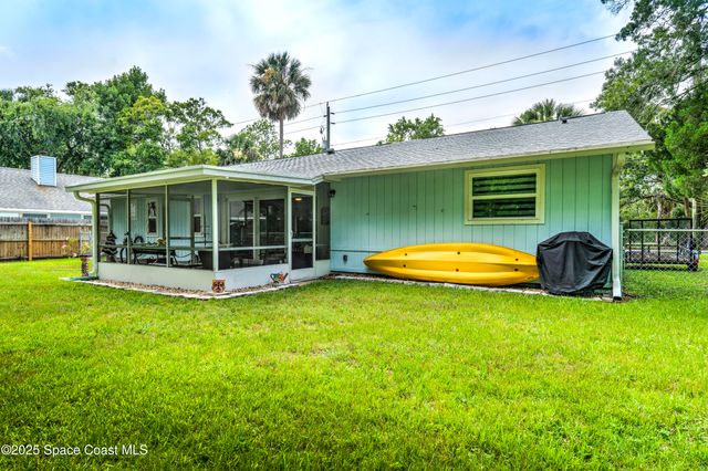 686 Hand Avenue, Ormond Beach, FL 32174