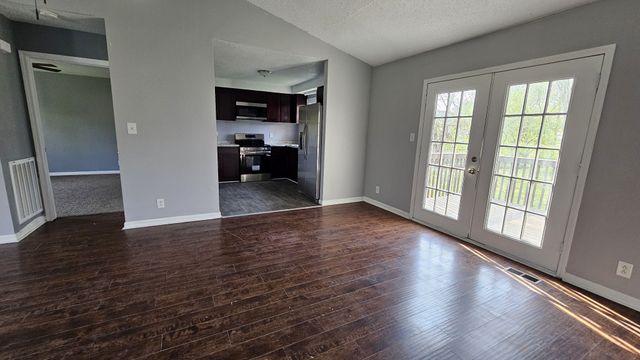 1503 Sunshine Dr, Clarksville, TN 37042