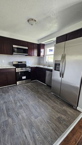 1503 Sunshine Dr, Clarksville, TN 37042