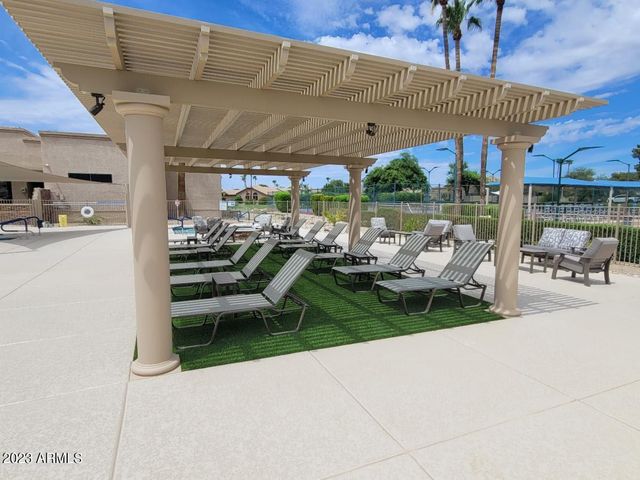 8756 W Rockwood Drive, Peoria, AZ 85382