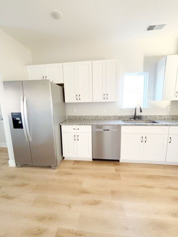 140 Eno Rd, Dickson, TN 37055