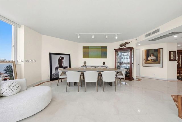 3801 NE 207th St 1203, Aventura, FL 33180