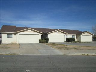 15592 Tonekai Road, Apple Valley, CA 92307
