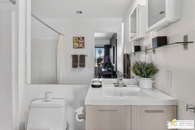 470 S Calle Encilia B13, Palm Springs, CA 92262