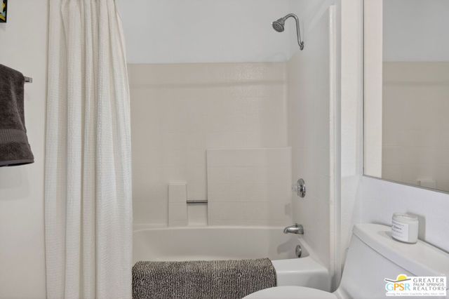 470 S Calle Encilia B13, Palm Springs, CA 92262