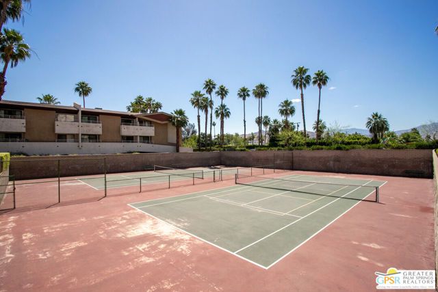 470 S Calle Encilia B13, Palm Springs, CA 92262