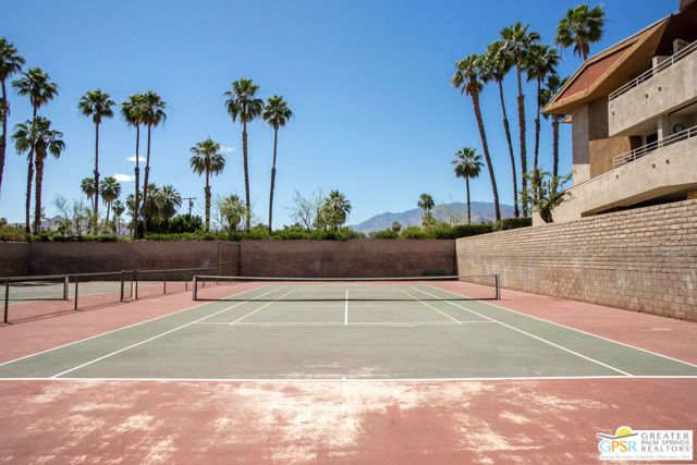 470 S Calle Encilia B13, Palm Springs, CA 92262