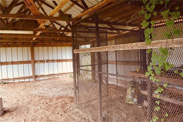 1409 Antioch RD, Paige, TX 78659