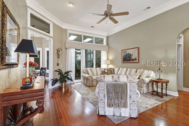 6 W Kershaw Dr, Bluffton, SC 29910