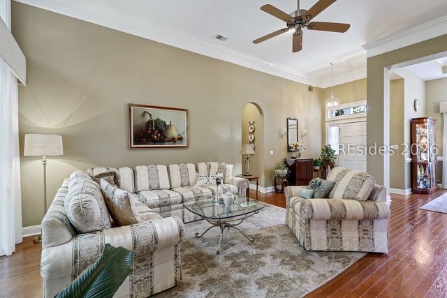 6 W Kershaw Dr, Bluffton, SC 29910