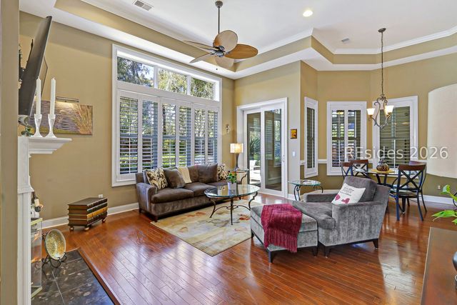 6 W Kershaw Dr, Bluffton, SC 29910