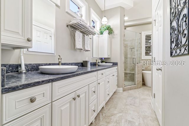 6 W Kershaw Dr, Bluffton, SC 29910