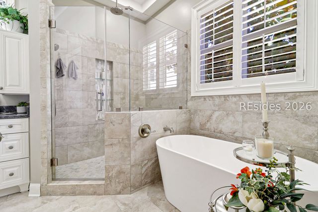 6 W Kershaw Dr, Bluffton, SC 29910