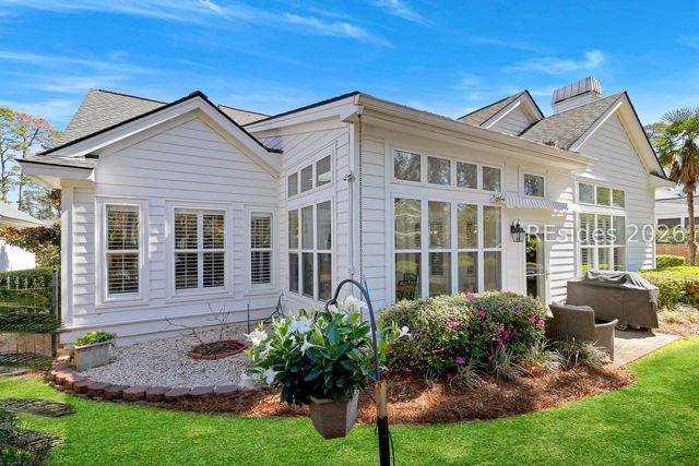 6 W Kershaw Dr, Bluffton, SC 29910