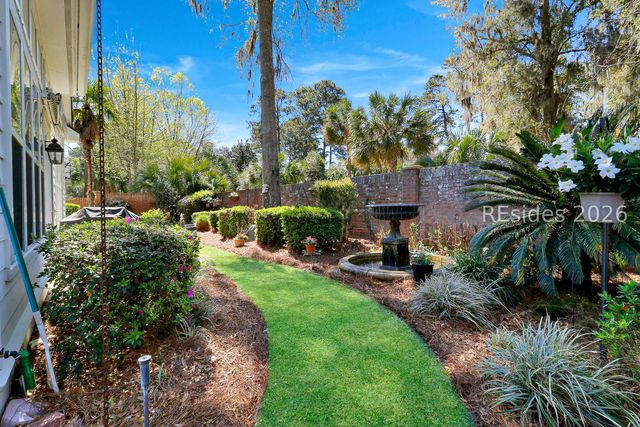 6 W Kershaw Dr, Bluffton, SC 29910