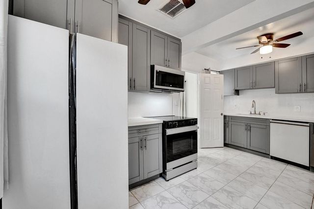 1836 SW 9th Avenue, Fort Lauderdale, FL 33315