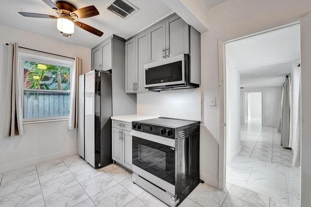 1836 SW 9th Avenue, Fort Lauderdale, FL 33315