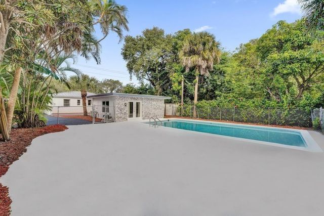 1836 SW 9th Avenue, Fort Lauderdale, FL 33315