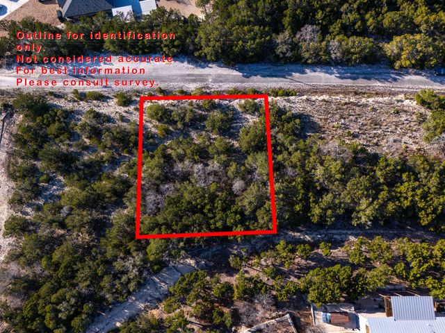7020 Live Oak DR, Lago Vista, TX 78645