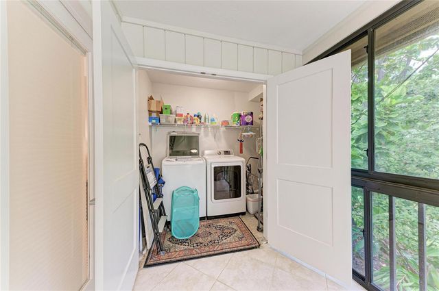 1709 CLOWER CREEK DRIVE 205, Sarasota, FL 34231