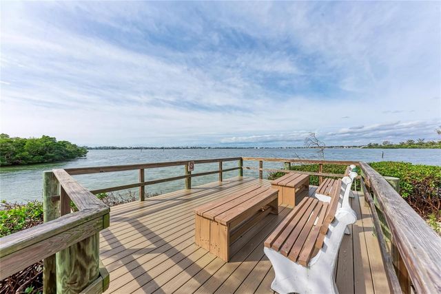 1709 CLOWER CREEK DRIVE 205, Sarasota, FL 34231