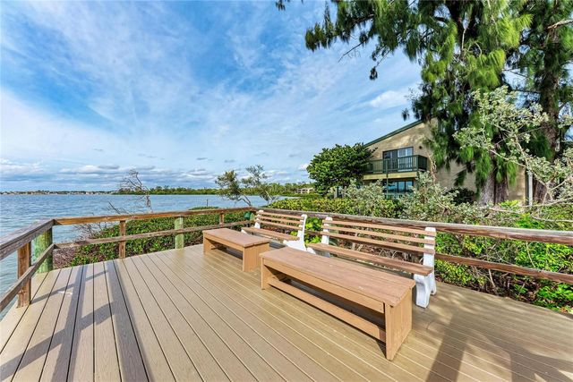 1709 CLOWER CREEK DRIVE 205, Sarasota, FL 34231