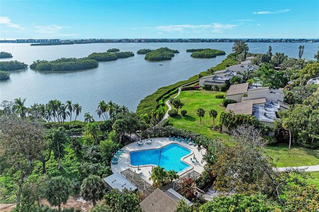 1709 CLOWER CREEK DRIVE 205, Sarasota, FL 34231
