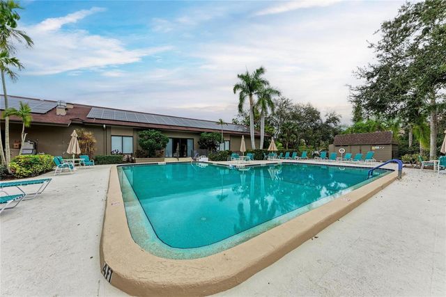 1709 CLOWER CREEK DRIVE 205, Sarasota, FL 34231
