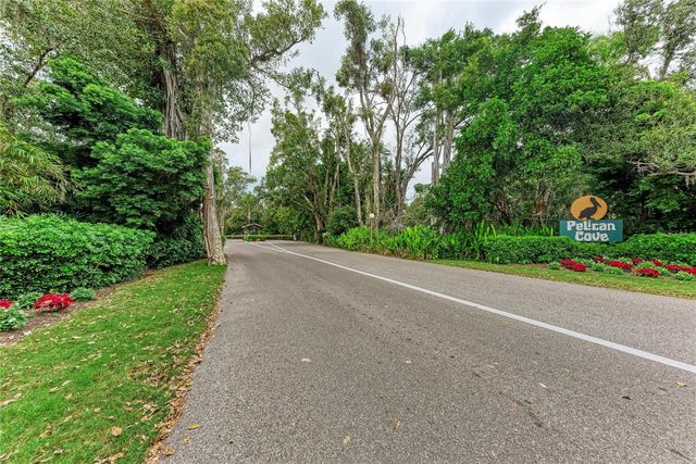 1709 CLOWER CREEK DRIVE 205, Sarasota, FL 34231