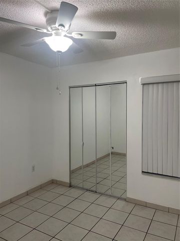 7520 SW 153rd Place, Miami, FL 33193