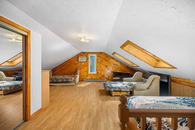 11 Hilltop Ln 11, Easton, MA 02375