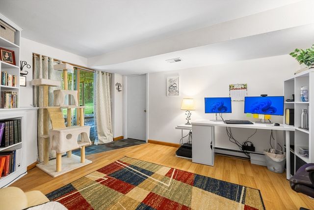 11 Hilltop Ln 11, Easton, MA 02375