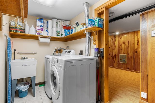 11 Hilltop Ln 11, Easton, MA 02375