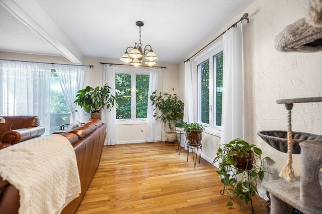 11 Hilltop Ln 11, Easton, MA 02375