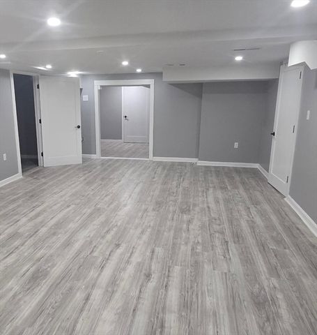 97 Oakton Ave A, Boston, MA 02122