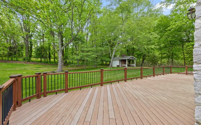 12 Mountain Orchard Path, Signal Mountain, TN 37377