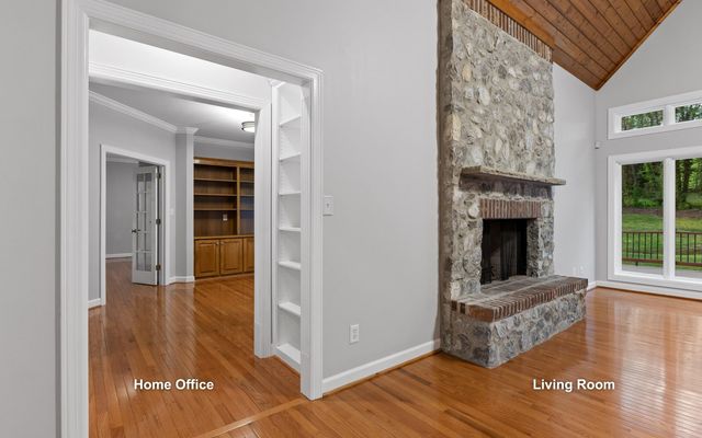 12 Mountain Orchard Path, Signal Mountain, TN 37377