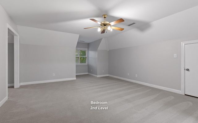 12 Mountain Orchard Path, Signal Mountain, TN 37377