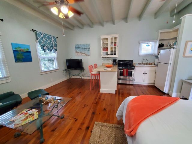 226 NE 1st Avenue Key Lime Suite, Delray Beach, FL 33444