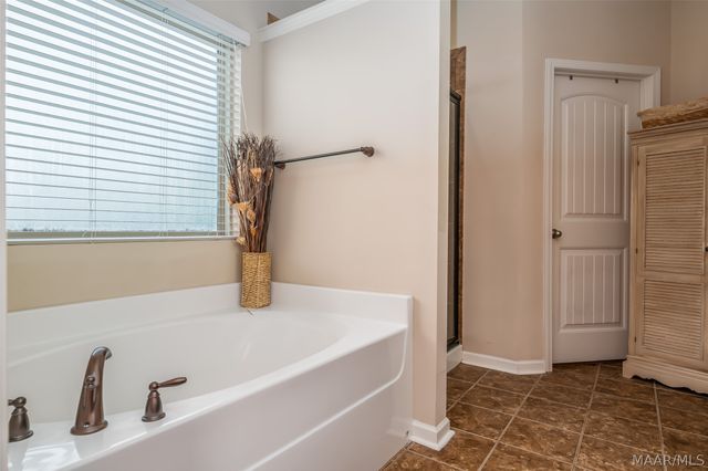 9242 Ashford Park Court, Montgomery, AL 36117